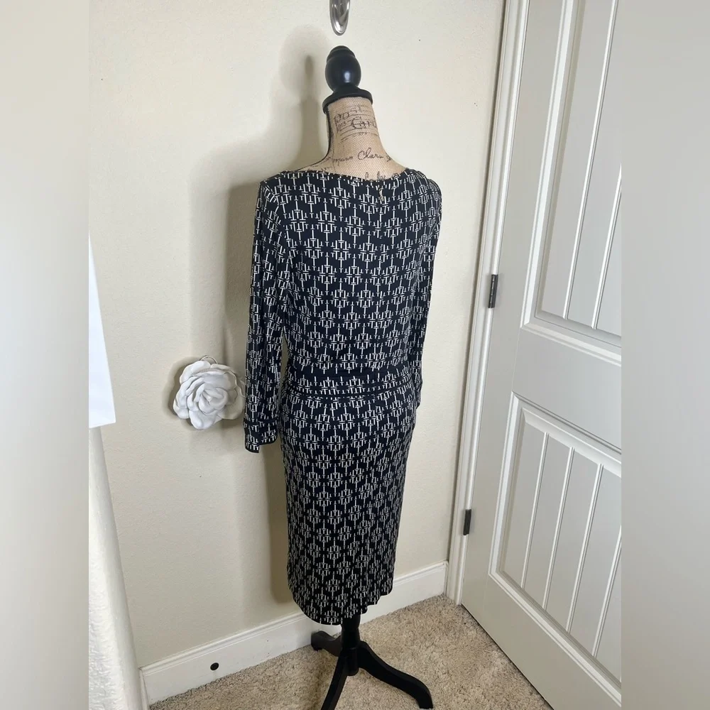 NTM: Tory Burch White Monogram Print Silk Sheath Dress 3/4 Sleeve Size L